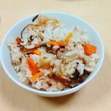 味付けの手間なし♪ツナと塩昆布の炊き込みご飯